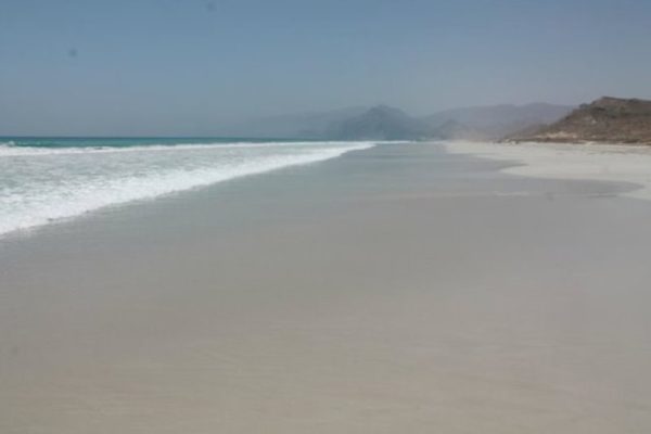 al-mughsail-beach (1)